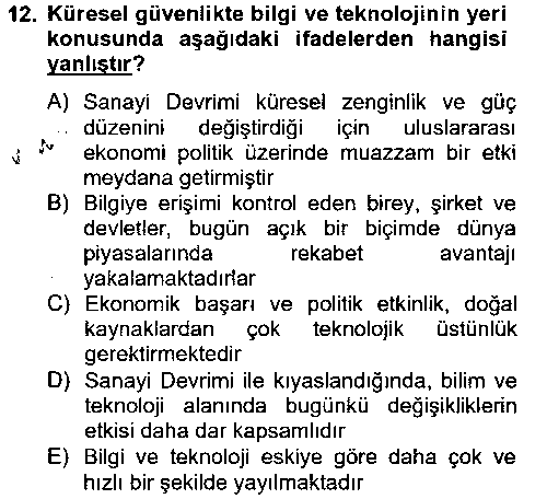 ULI306U Uluslararası Politik Ekonomi çıkmış sınav sorusu 2